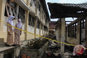 Gedung Sekolah Terbakar