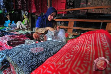 Pasar Batik Lesu