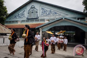 Upacara Adat Mahesa Lawung