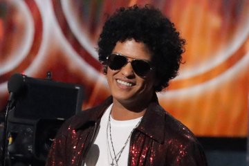 Penghargaan Album Terbaik Grammy pun jatuh ke Bruno Mars