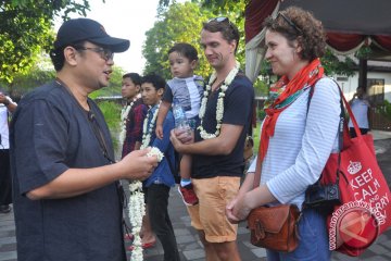 Wisatawan Pertama Borobudur 2018