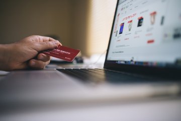 Pelaku usaha nantikan peraturan untuk e-commerce