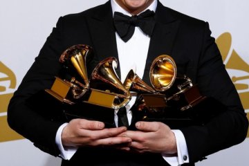 "La La Land" sabet dua penghargaan Grammy