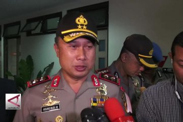 Personel Polri Amankan Tes Kesehatan Cagub-Cawagub Jabar