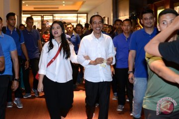 Presiden ajak putri dan menantu tonton "Dilan 1990"