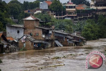BNPB: Debit sungai Jakarta mengalir lebih cepat