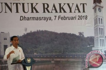 Presiden serahkan 4.000 sertifikat kepada masyarakat Sumbar