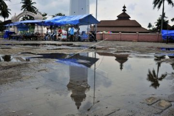 Hujan diprakirakan meliputi sebagian Banten pada malam Tahun Baru