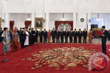 Presiden lantik 17 duta besar baru