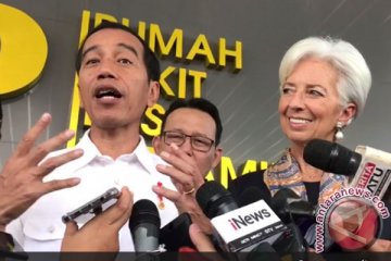 Dibriefing Jokowi soal JKN, bos IMF terkesan dan bilang "fantastis"