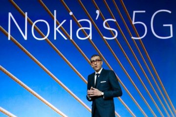 Nokia berencana berhemat setelah penurunan laba