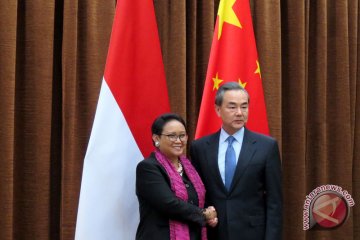 Kunjungan Menlu Ke Cina