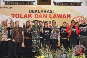 Lawan Politik Uang dan Politisasi SARA