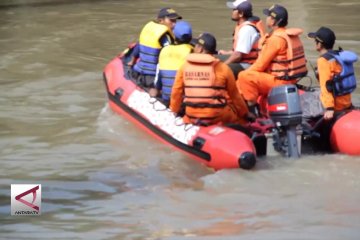 Basarnas dan BPBD terus cari korban tenggelam