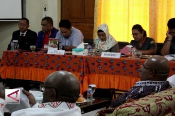 Pleno penetapan Cagub-Cawagub Papua ditunda