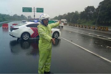 Kapolres Bogor: jalur Puncak ditutup akibat longsor