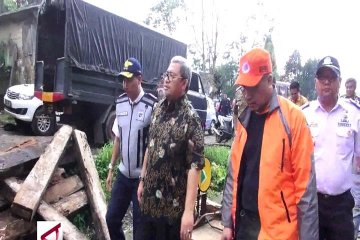 Gubernur Jabar tinjau lokasi longsor Bogor