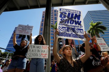 Remaja AS penggemar senjata: "itu adalah gaya hidup"