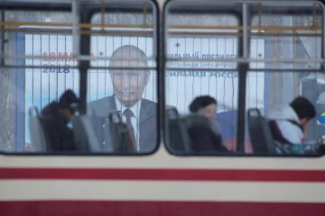 Putin sementara raih 74,22 persen suara setelah 40 persen