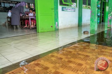 Sekolah terdampak banjir