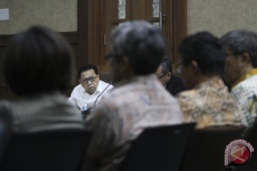 Saksi sebut Novanto tempatkan orang Golkar di BPK