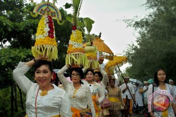Ritual Melasti Semarang