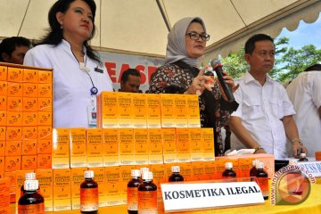 Penyitaan kosmetik ilegal