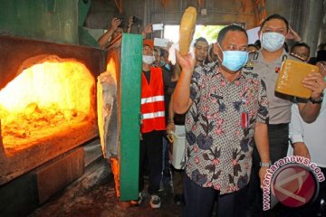 Polres Jakarta Barat musnahkan 1,3 ton ganja