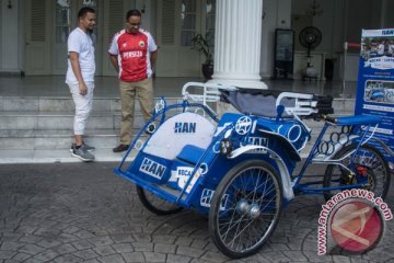 Anies kaji ide pengoperasian becak listrik