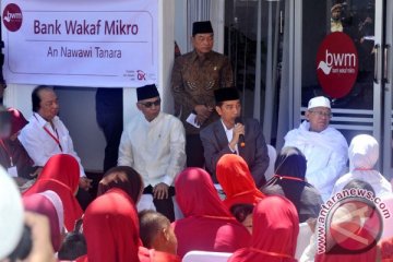 Presiden luncurkan Bank Wakaf Mikro di Pesantren An Nawawi