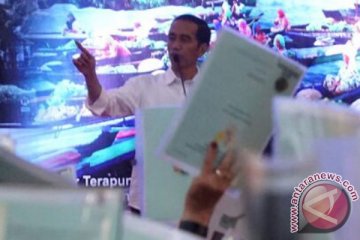 Pertama kalinya berjabat tangan dengan Presiden Jokowi, Dadang gemetar