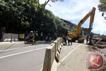 BBPJN  : Jalan Raya Puncak Pass masih layak dilalui