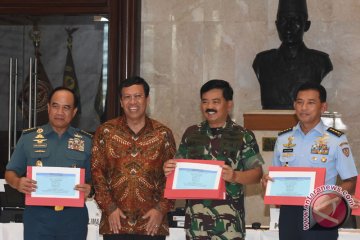 Penyerahan SPT Pajak Panglima TNI