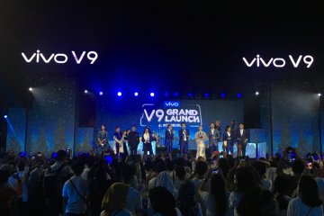 Kemeriahan peluncuran Vivo V9 berlatar Candi Borobudur