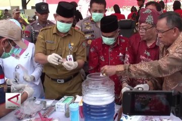Polda Kalteng musnahkan jutaan Pil PCC, Sabu dan Kosmetik