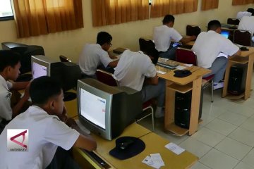 Dengan UNBK, negara menghemat 70% anggaran