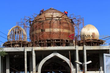 PEMBANGUNAN MASJID PANTAI PADANG