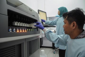 Alat uji saring darah