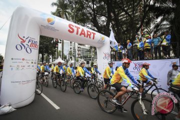 HUT BUMN Rini gowes sepeda 10 km