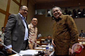 Perry berpeluang besar disetujui jadi Gubernur BI