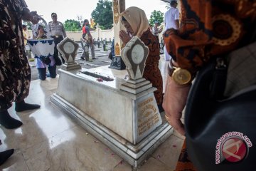 Ziarah peringatan Serangan Umum