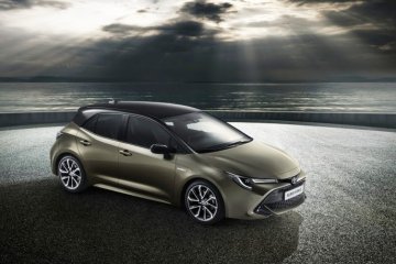 Toyota Auris generasi ketiga hadir dengan mesin hibrida terbaru