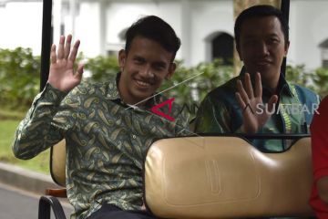 EGY MAULANA VIKRI BERTEMU PRESIDEN