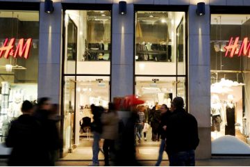 Baju H&M tak laku senilai 4,3 miliar dolar AS