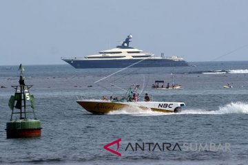 KAPAL BURONAN FBI