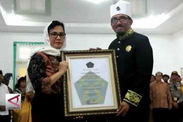 Anugerah gelar  Putri Bangsawan untuk Menkeu