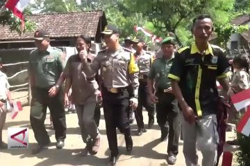 Polres Jember ajak masyarakat hutan melek hukum