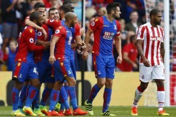 Crystal Palace keluar dari zona degradasi