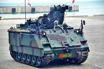 Petinggi TNI dan polisi kirim karangan bunga korban tank Kostrad