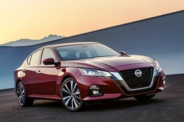 Nissan Altima terbaru meluncur di tengah penurunan sedan di AS